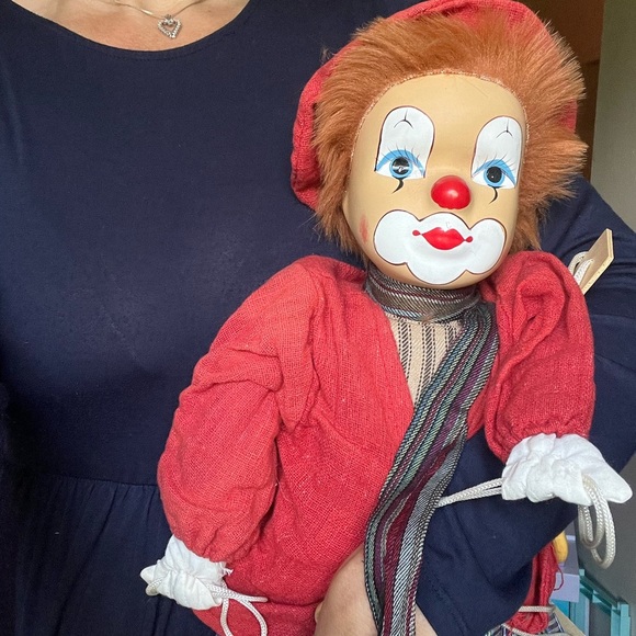 Rare Vintage 1960’s Hand Painted Porcelain Swinging Clowns - Picture 3 of 15